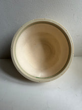 Load image into Gallery viewer, Round Plain Proving Banneton Basket 1000g - WOOL & Biodegradable Polypropylene - Dimensions 19 x11.5cm (PLEASE ENQUIRE FOR QUOTES)